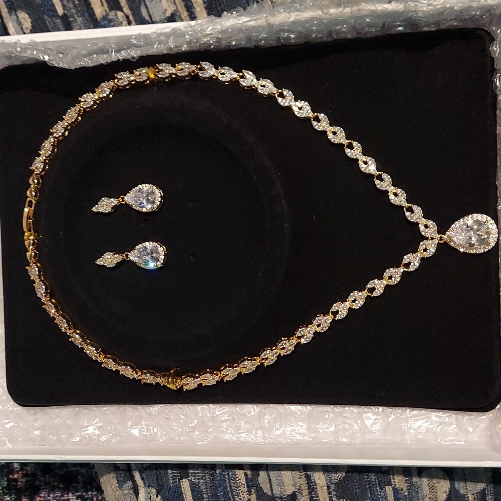 Bridal Necklace and Earrings set